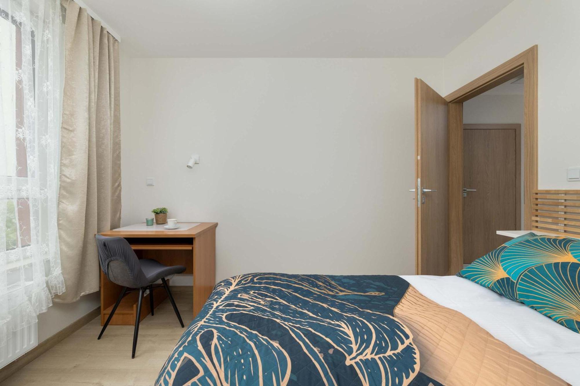 Cozy Apartments Laszkiewicza With Parking By Noclegi Renters Cracovia Exterior foto